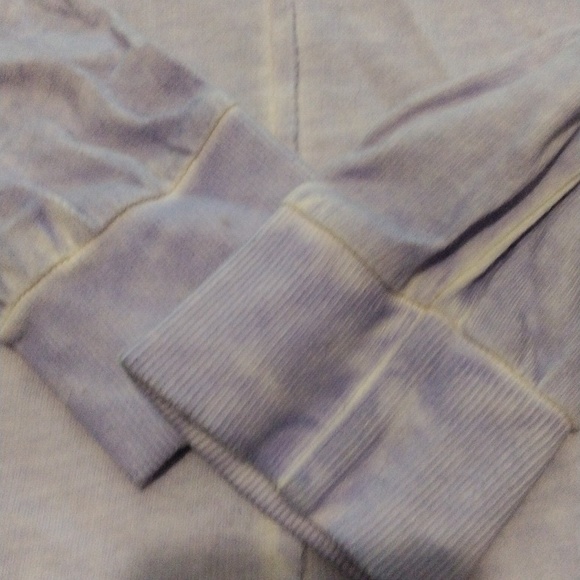 Barney's Co op light purple light weight long sleeve shirt - Picture 3 of 6